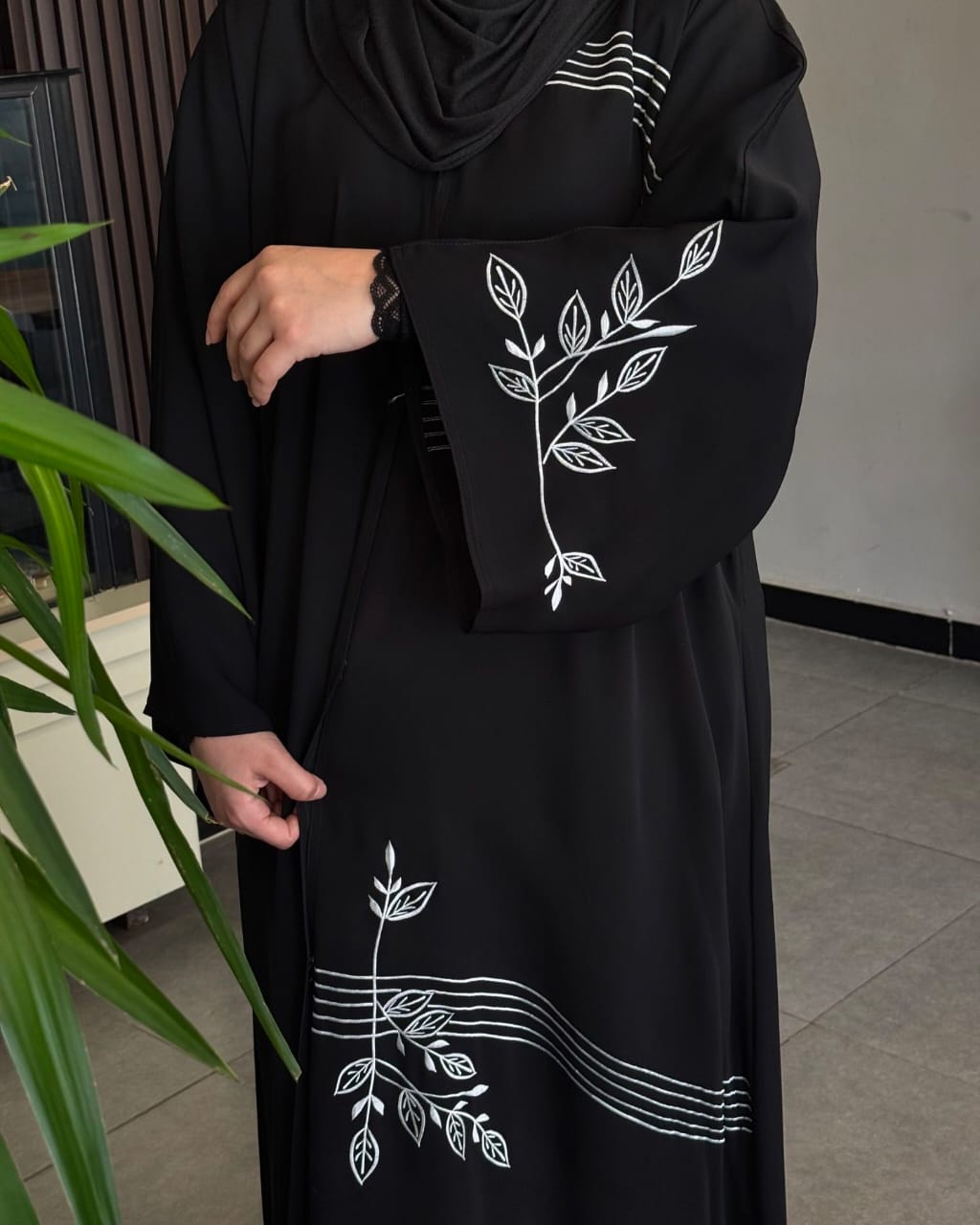 Elegent Black Abaya