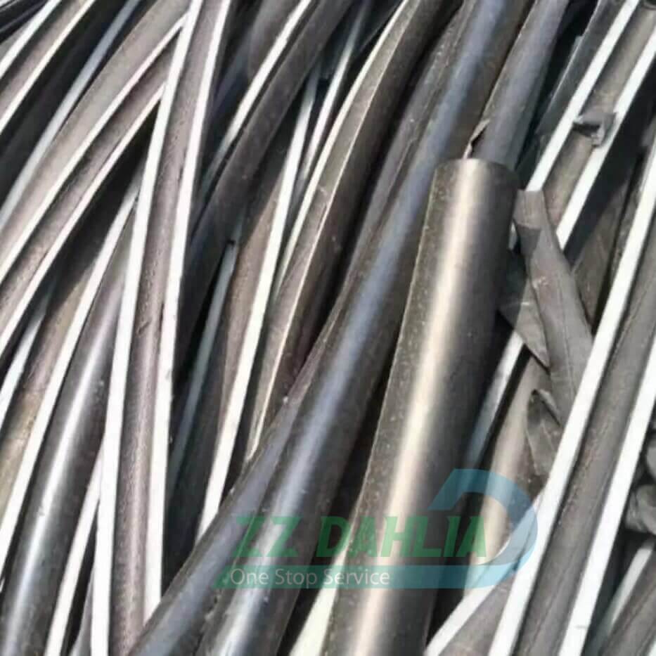 Submarine cable cold stripping machine