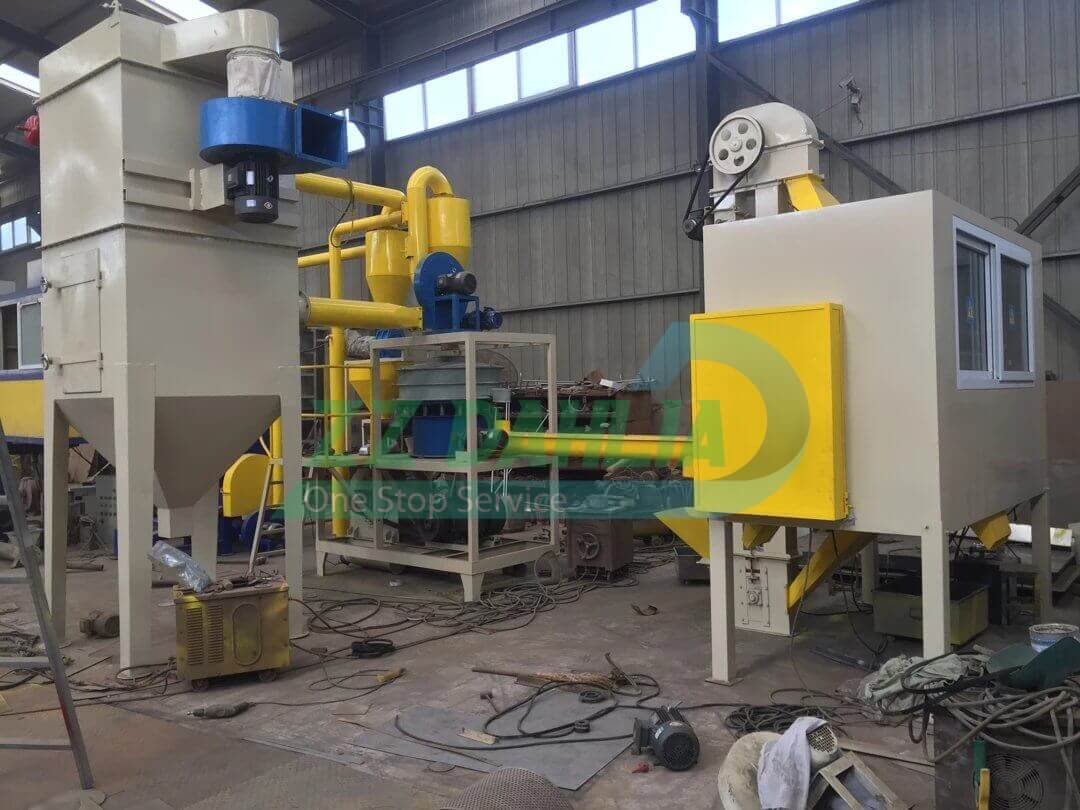 Aluminum plastic recycling machine