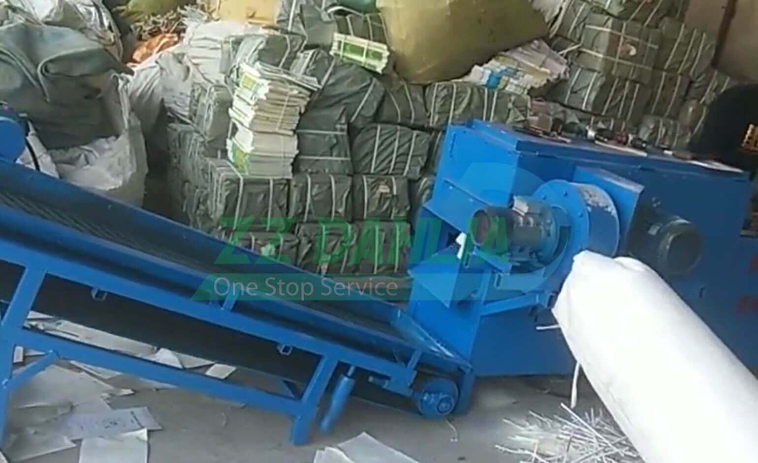 High-speed book glue cutting machine