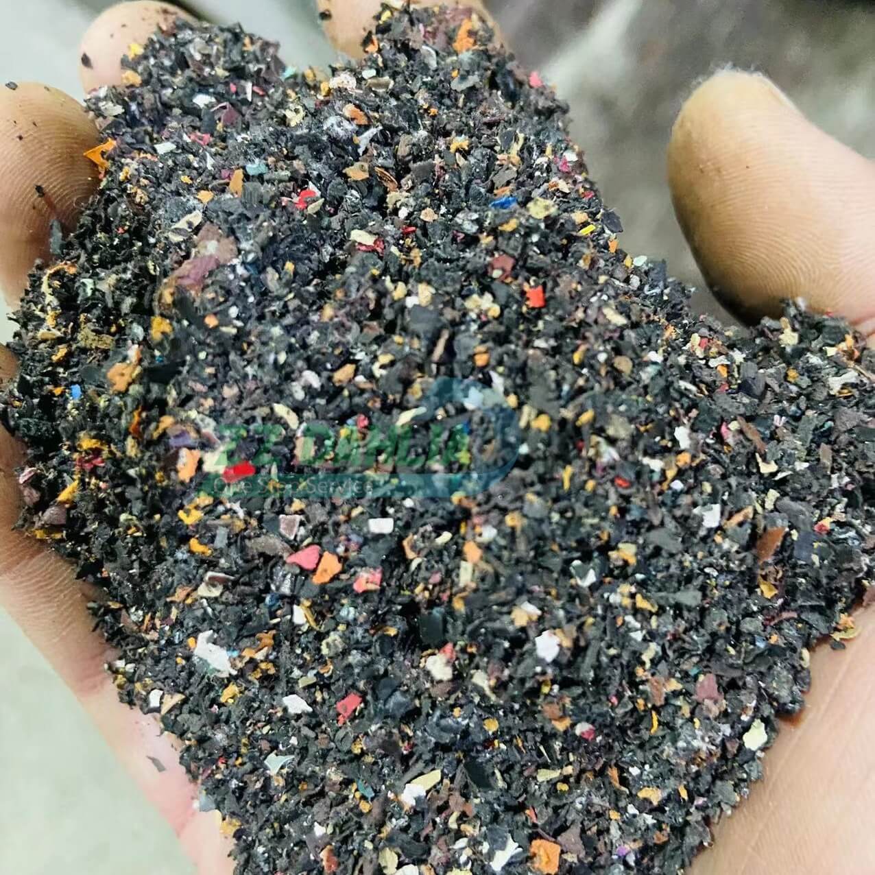 PVC synthetic leather recycling machine