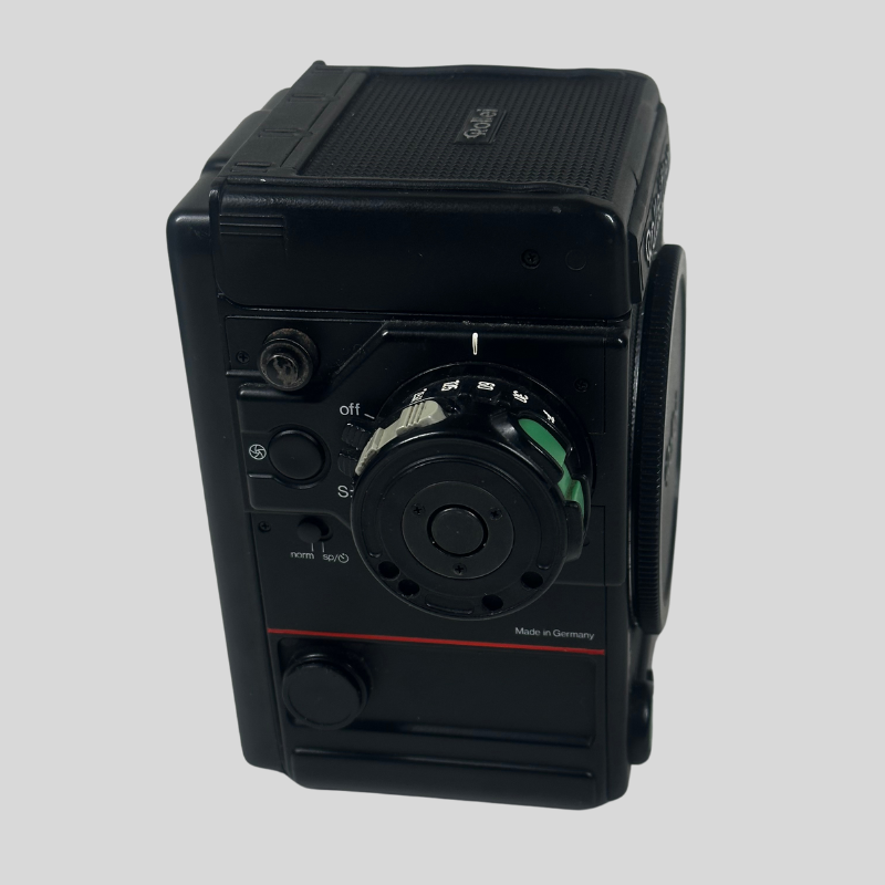 Rolleiflex 6008 Integral Medium Format Camera – Precision and Power Redefined