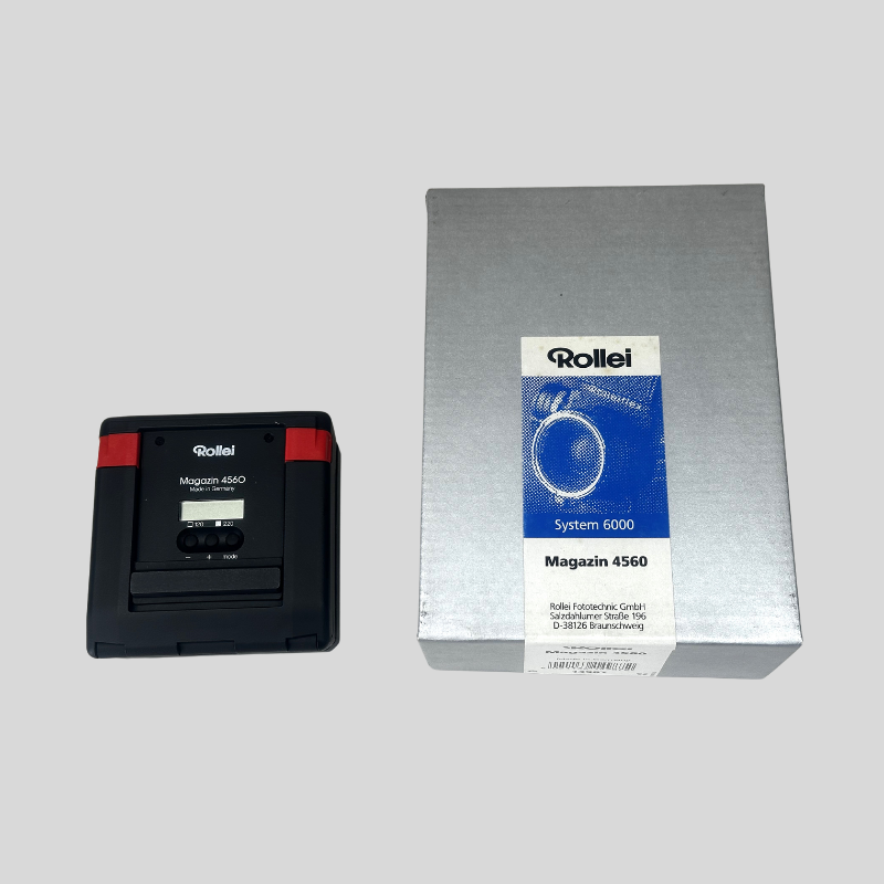 Rolleiflex Film Magazine 4,5 x 6 for the Rolleilfex 6008 using a special frame, comes with special mask for the viewfinder and instruction manual