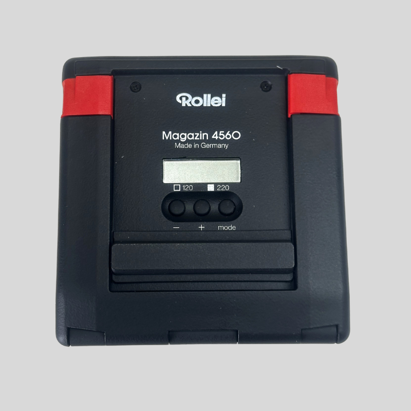 Rolleiflex Film Magazine 4,5 x 6 for the Rolleilfex 6008 using a special frame, comes with special mask for the viewfinder and instruction manual