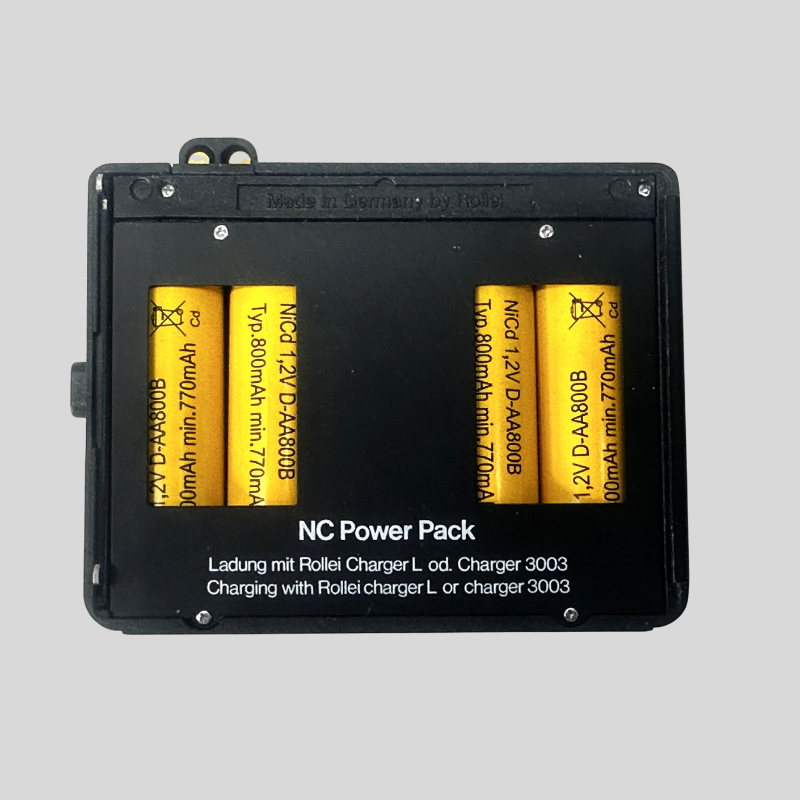 Rollei Battery Compartment for Rolleiflex SL 2000 F / 3003, equipped with brand new NiCd-770 mAh Cells