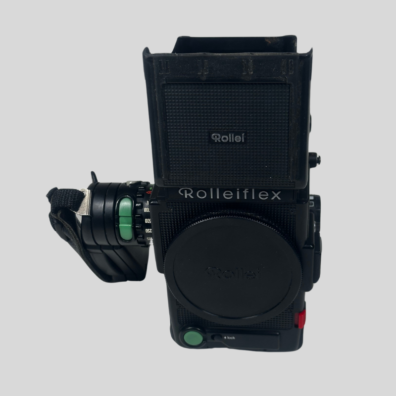 Rolleiflex 6008 Professional SRC-1000, serial-nr.: 814690003, magazine 6x6/120, hand grip, waist level finder, front cover,  new battery 10 volt-1300 mAh NiMH-cells