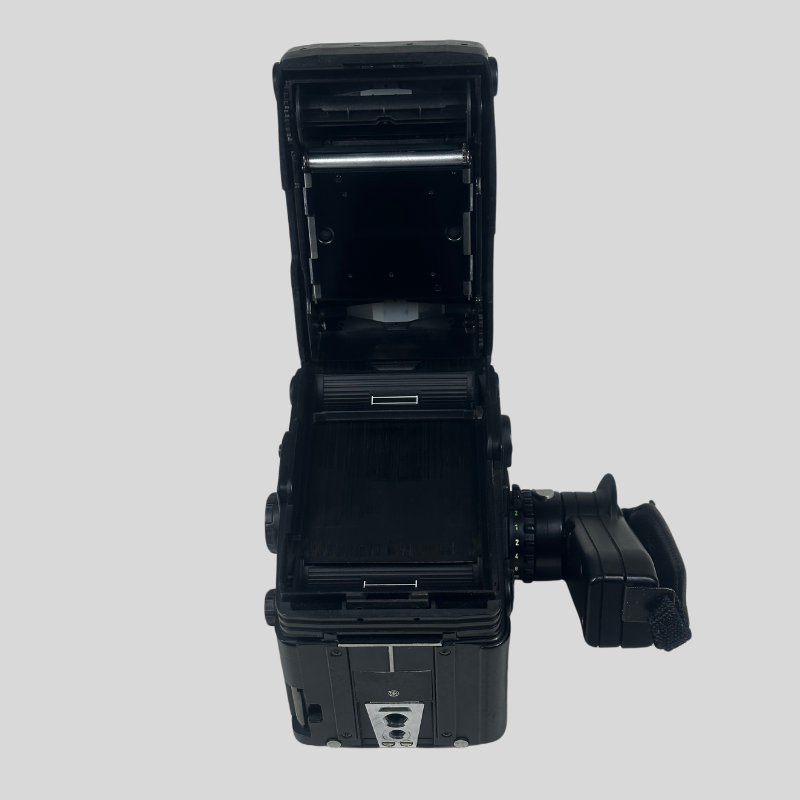 Rolleiflex 6008 Professional SRC-1000, serial-nr.: 814690003, magazine 6x6/120, hand grip, waist level finder, front cover,  new battery 10 volt-1300 mAh NiMH-cells