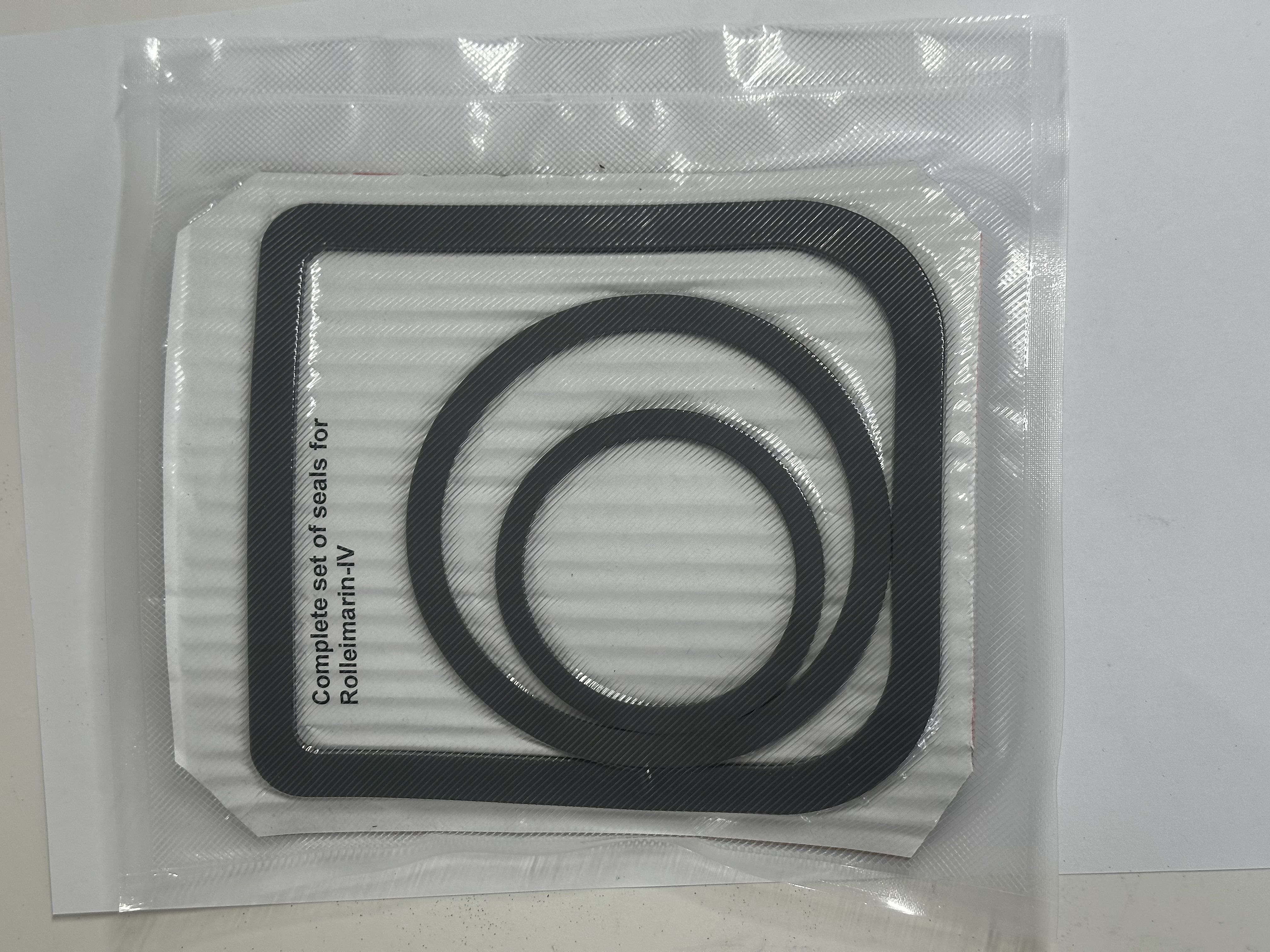 Complete set of seals for front, main and viewing port