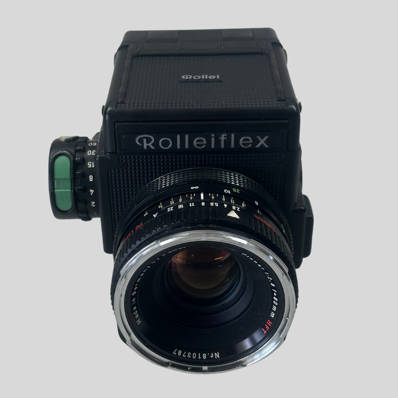 Rolleiflex 6008 Professional, serial-nr. = 406440034, HFT-Planar 2,8/80 PQ lens, serial-nr. 8103887 + film magazine 6x6/120 + waist level finder