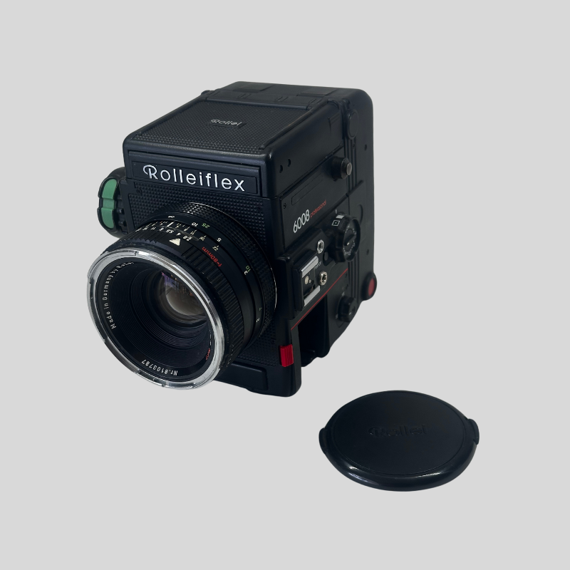 Rolleiflex 6008 Professional, serial-nr. = 406440034, HFT-Planar 2,8/80 PQ lens, serial-nr. 8103887 + film magazine 6x6/120 + waist level finder