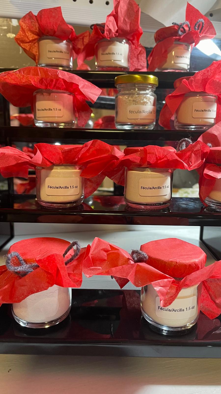 Mascarilla facial aclaradora y restauradora de fécula y arcilla