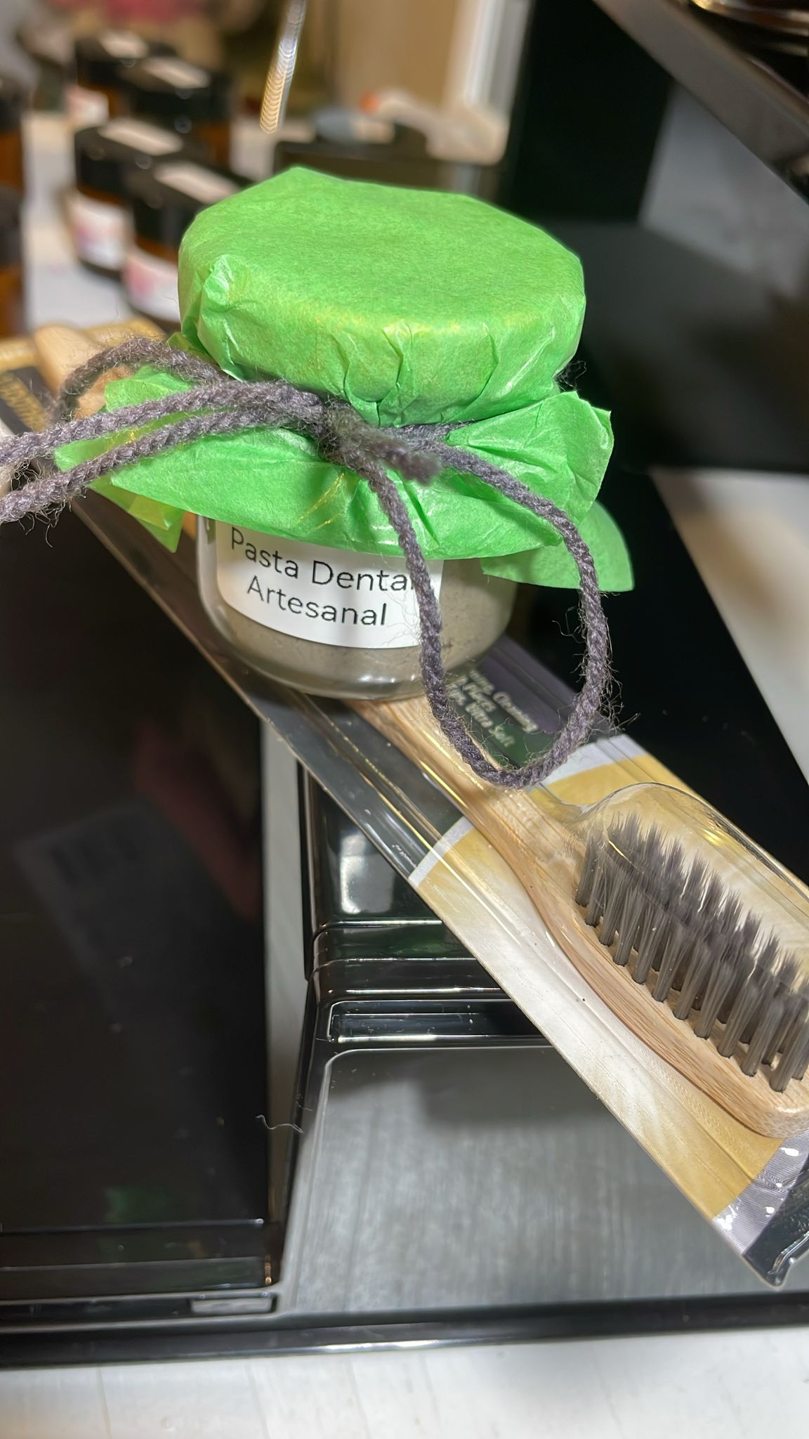 Pasta Dental Artesanal Con Regalo (Cepillo dental de Bambú)