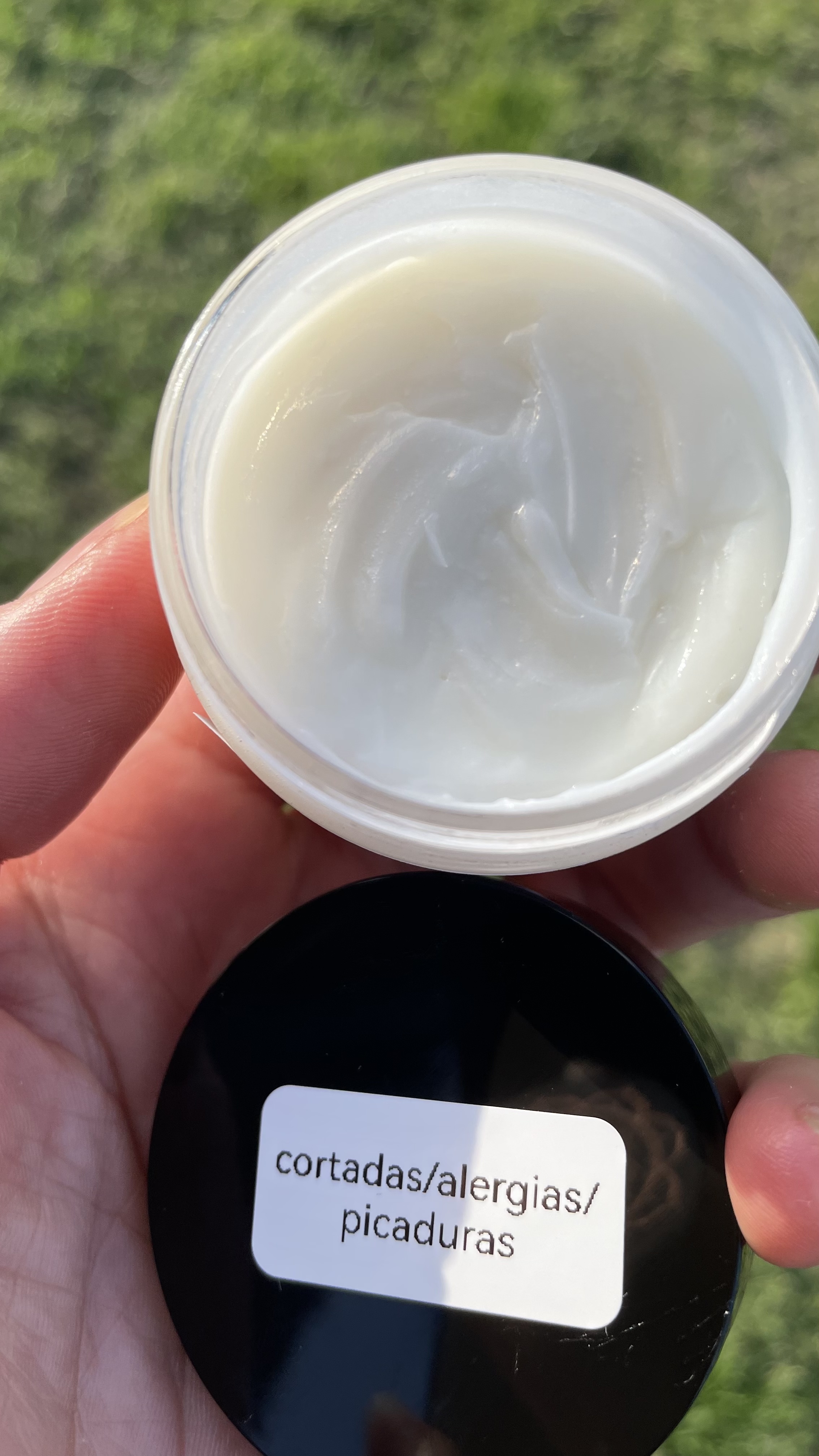 Crema para cortadas, alergias y picaduras