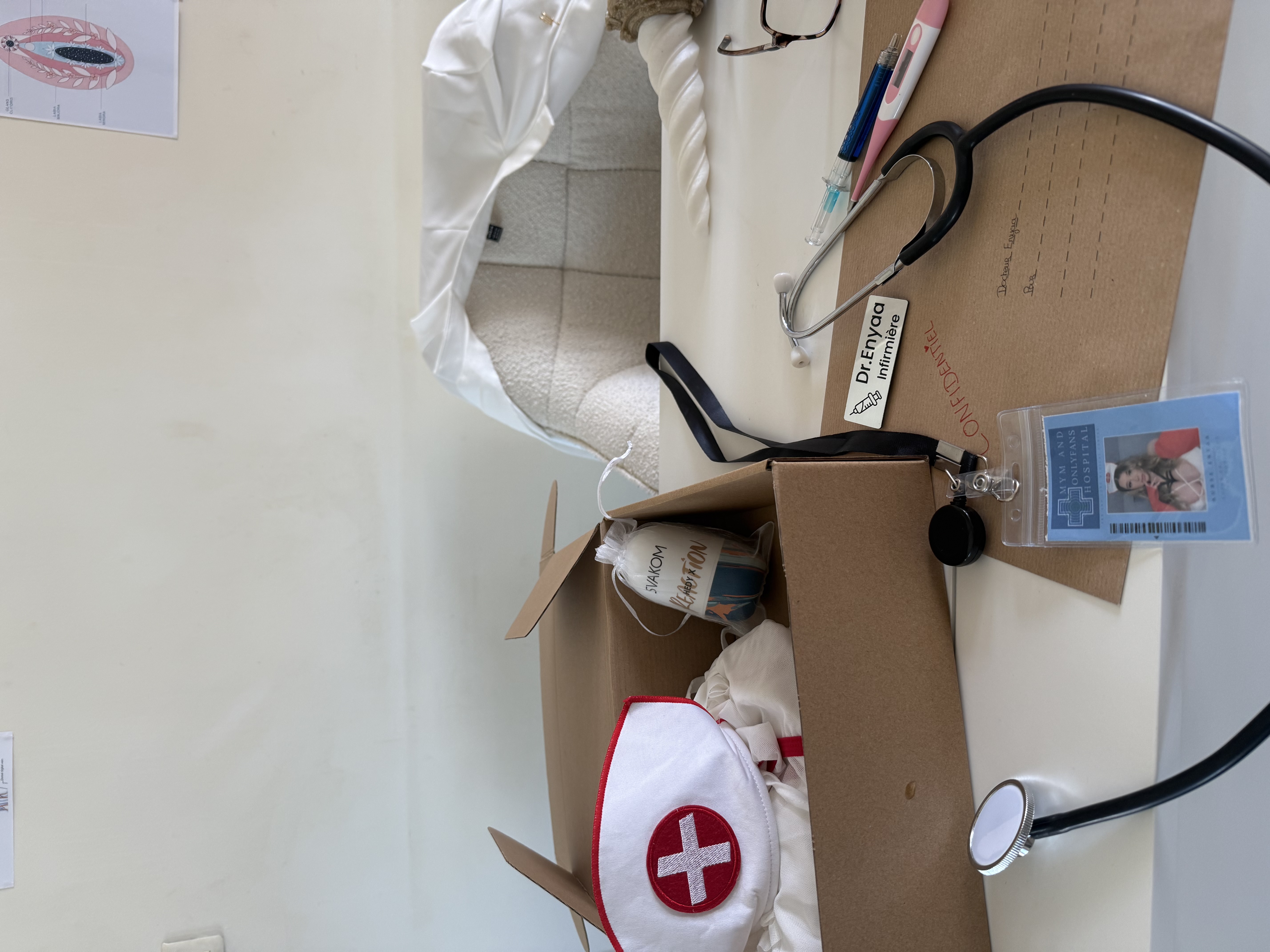 Nurse VIP Box - Édition Unique 👩🏻⚕️