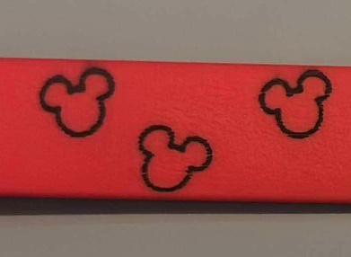 Gravure de  plusieurs motifs 