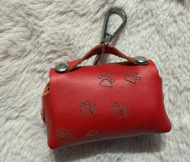 Sac à crottes en cuir