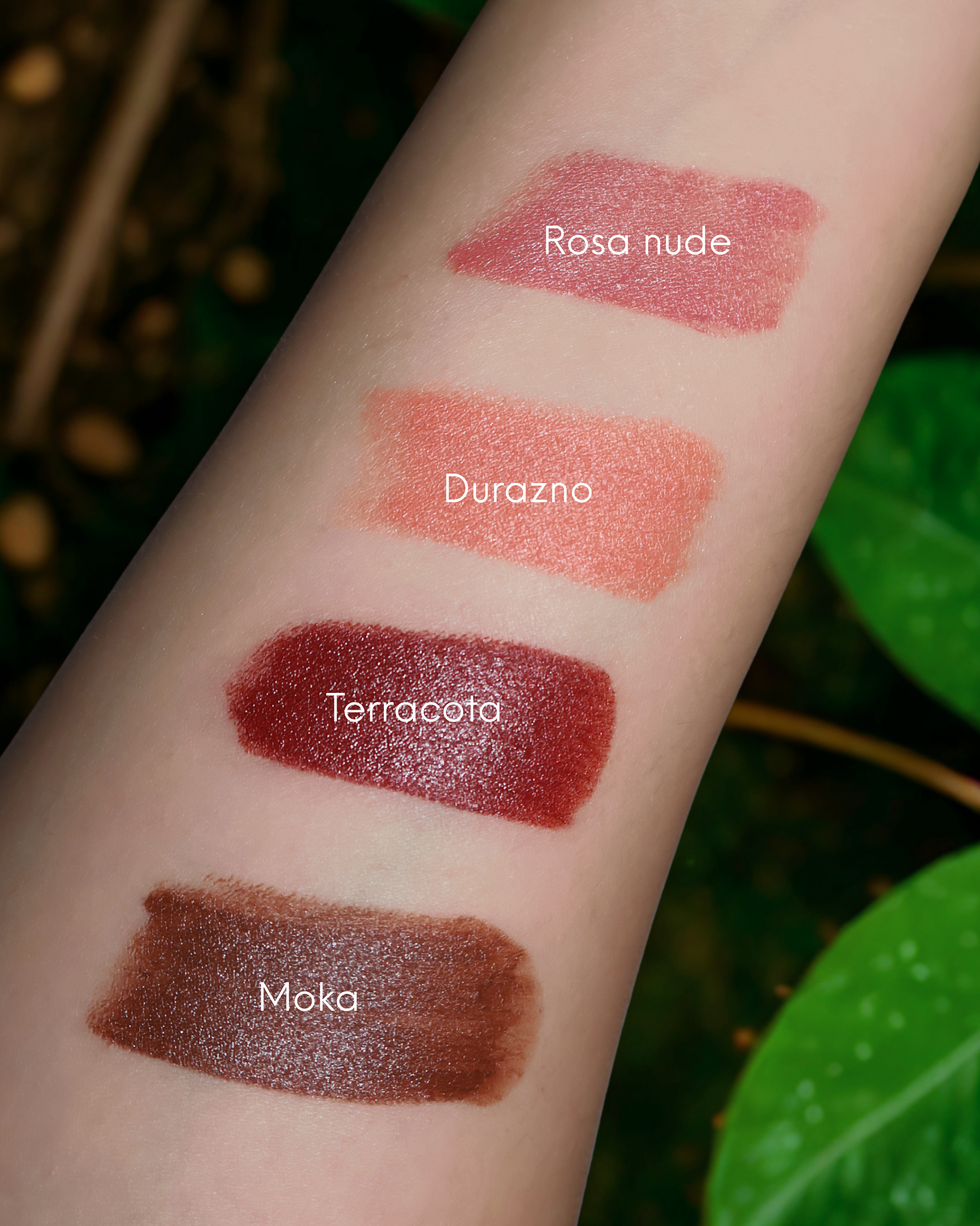 Barra de color con achiote Moka