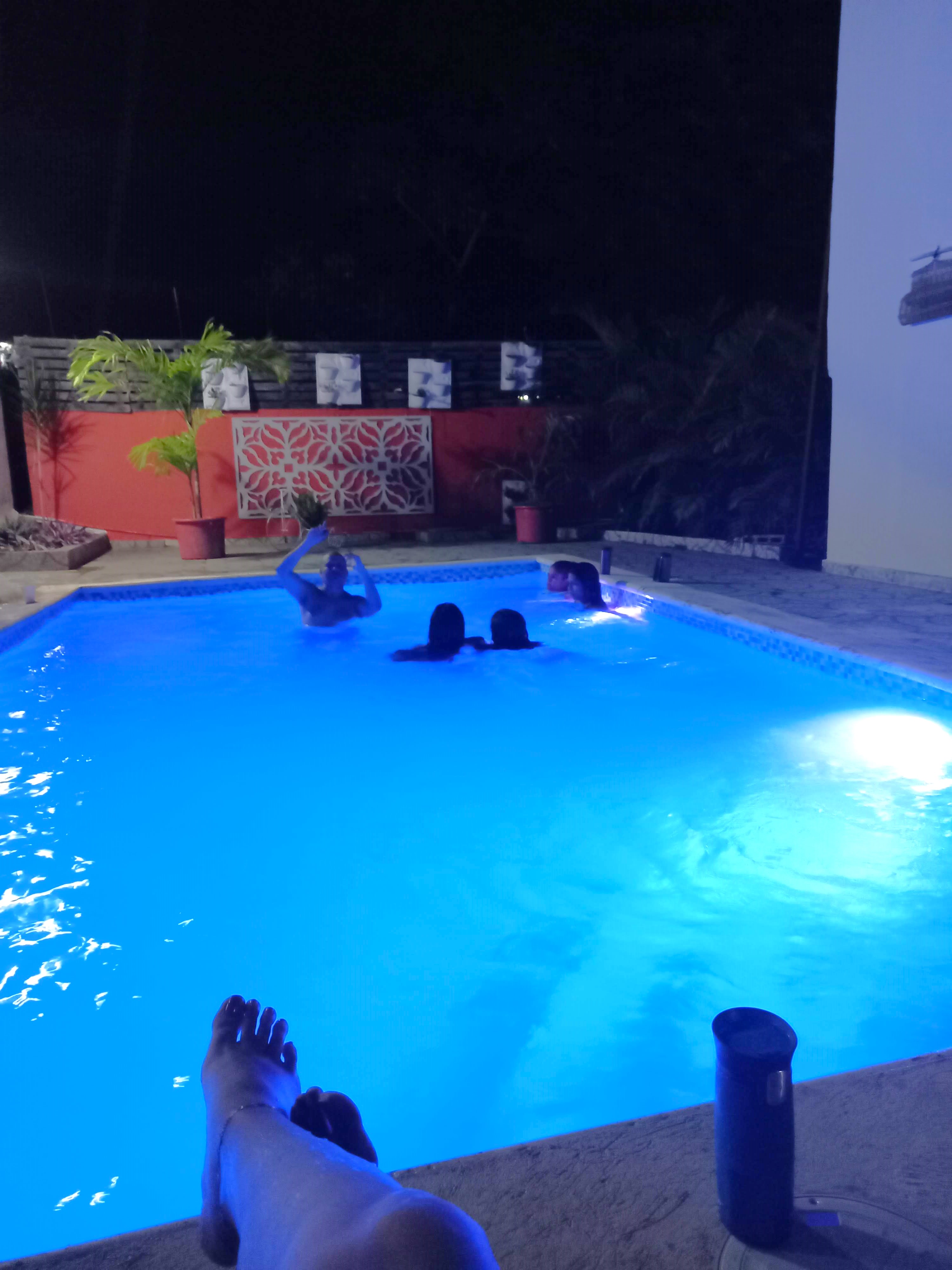 (13 pers) - 🏝 Escapada Perfecta en Arroyo Barril: Apartamentos con Jardín, Billar y Piscina 🌿✨