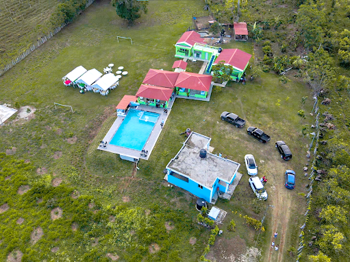 Finca HM, El Destino Perfecto para Pasadías y Grandes Celebraciones 🎉