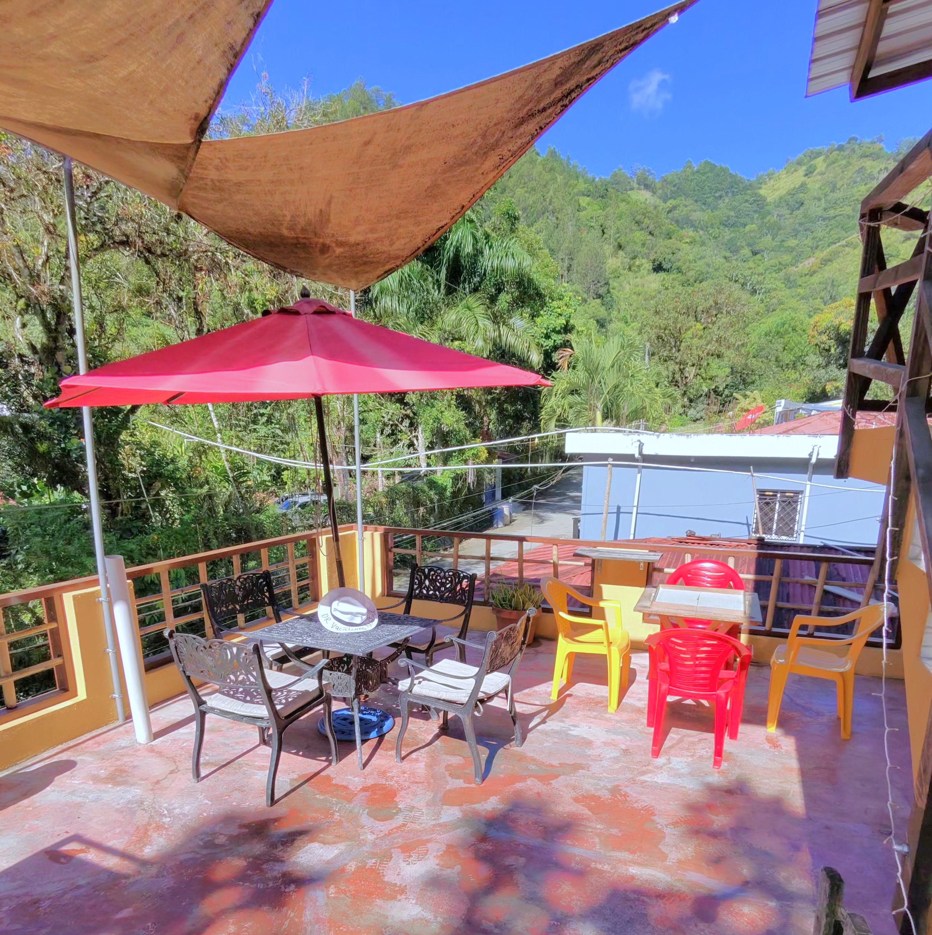 (8 pers) - 🌿✨ Villa Completa de 4 habs, con Vista a las Montañas 🌊🌺