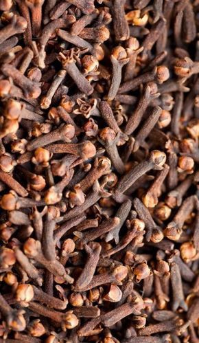 Laung (Whole Cloves)