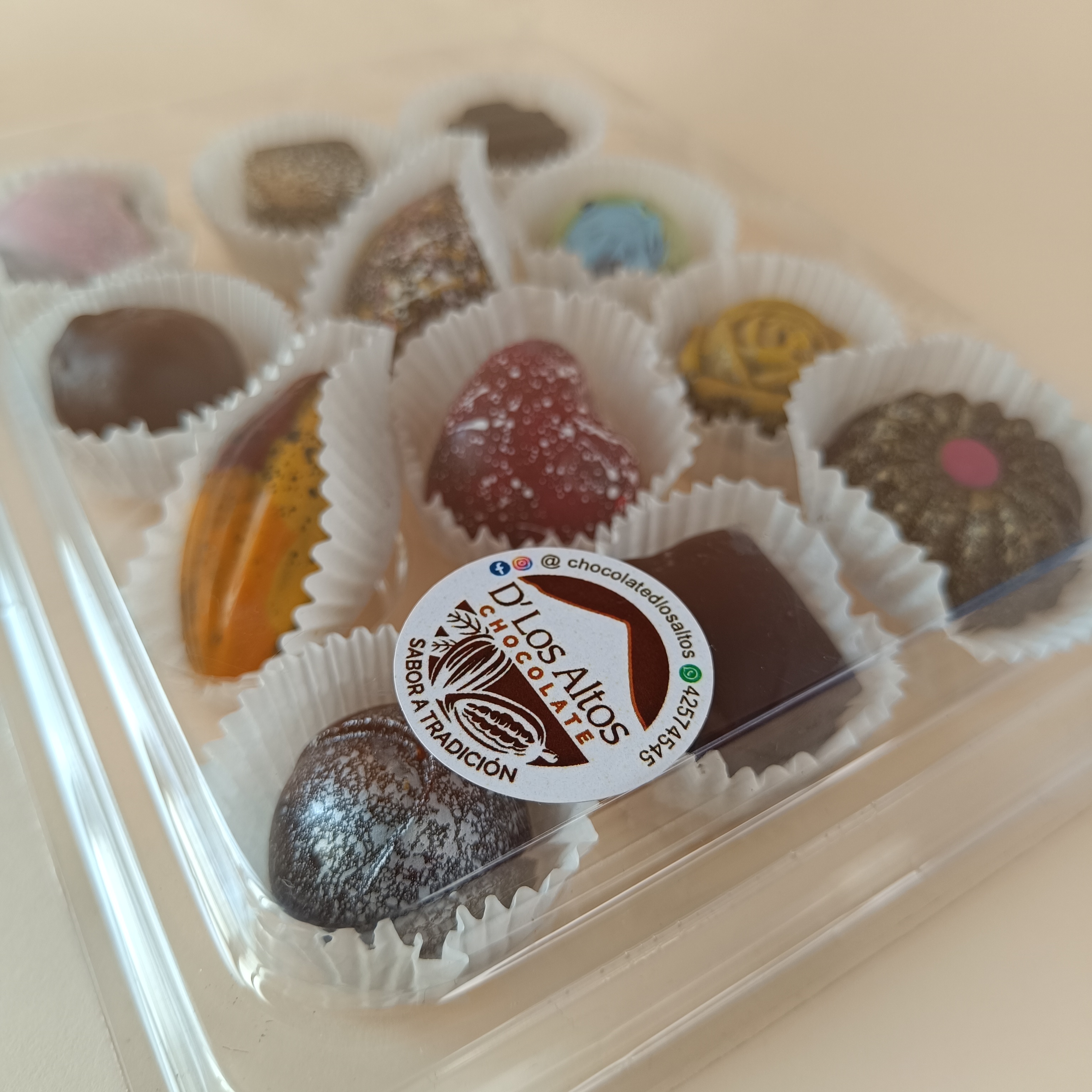 Bombones artesanales caja