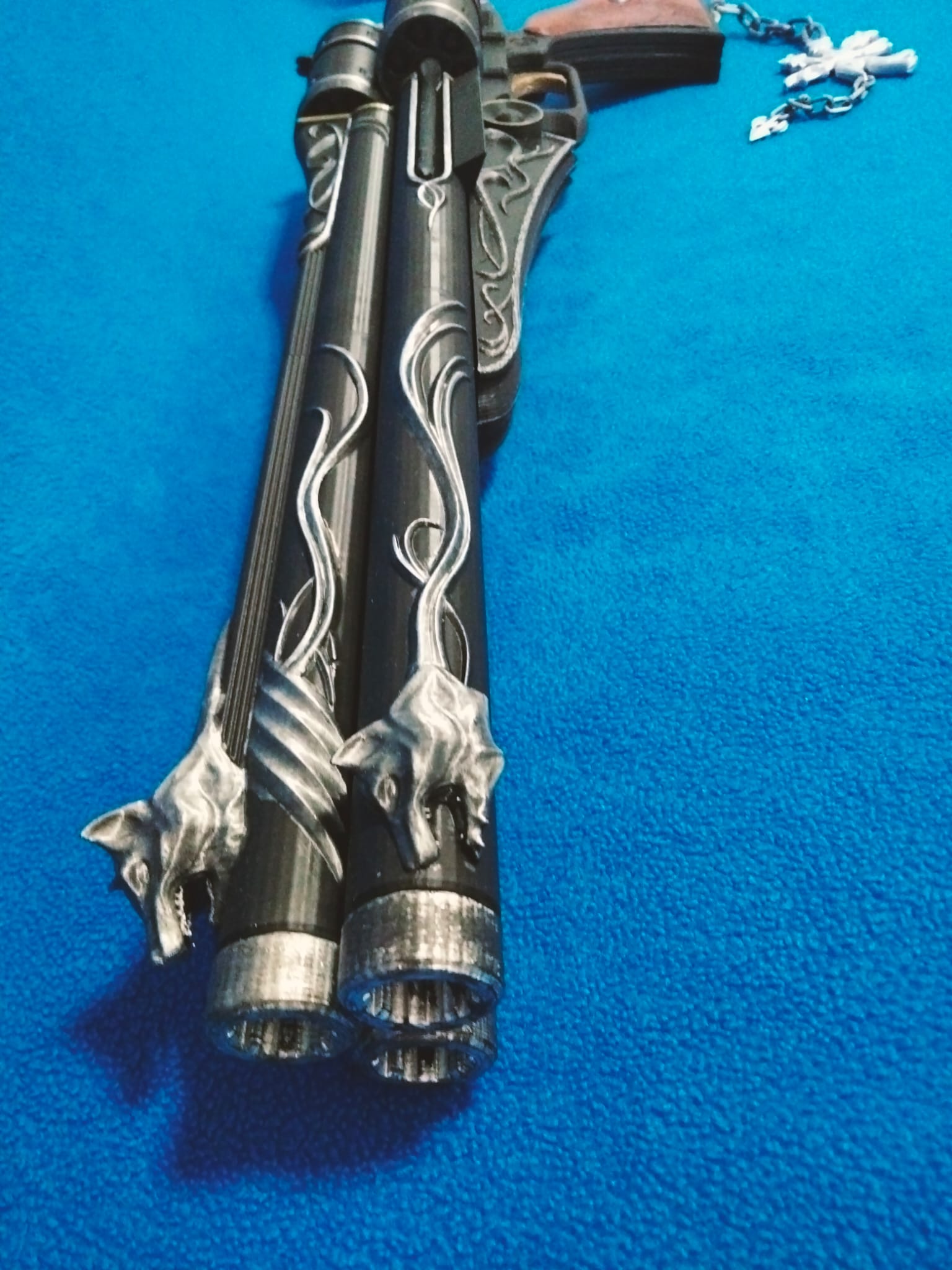 Cerberus revolver Vincent Valentine