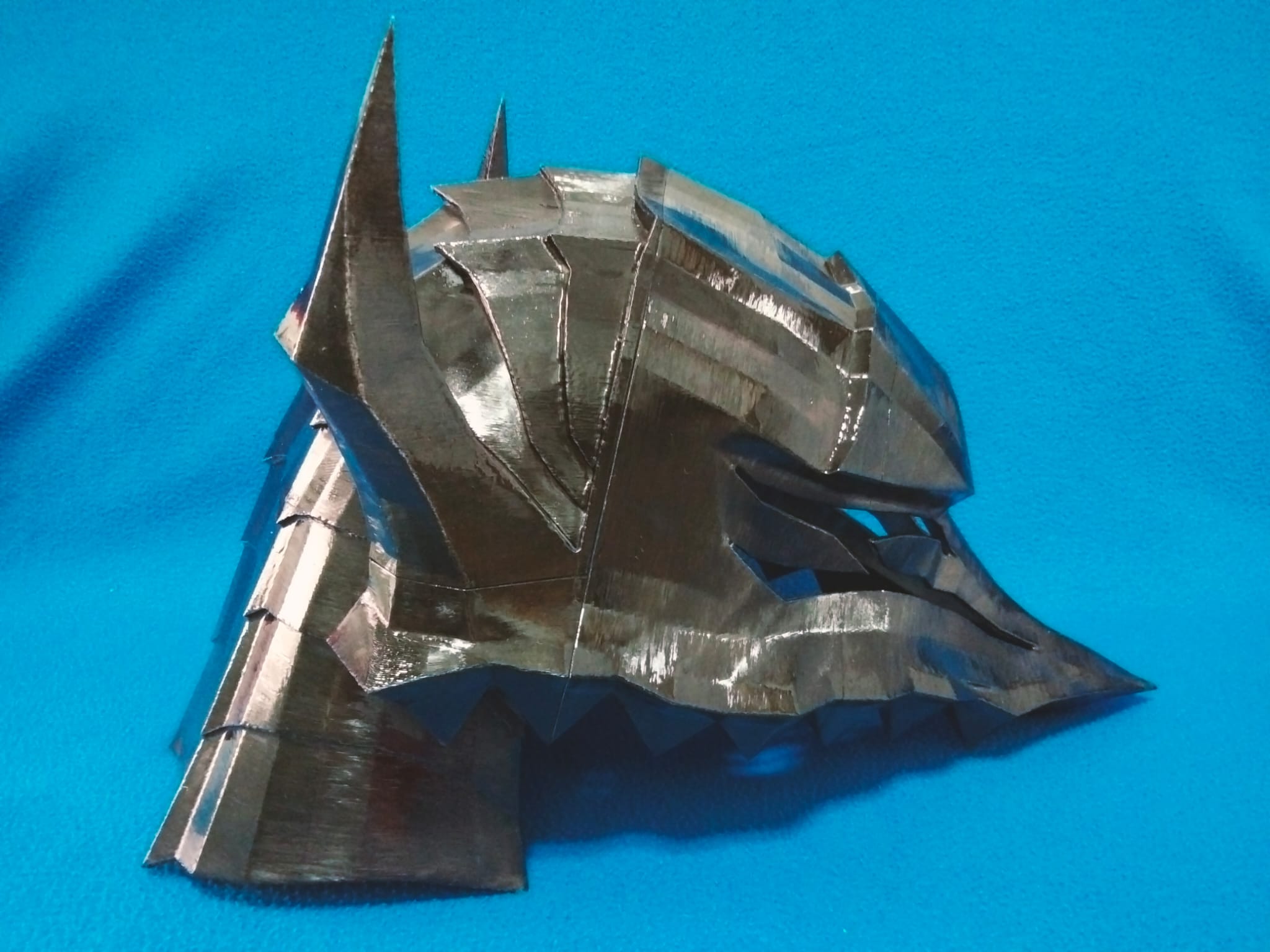 Casco Berserk Guts REALISTA