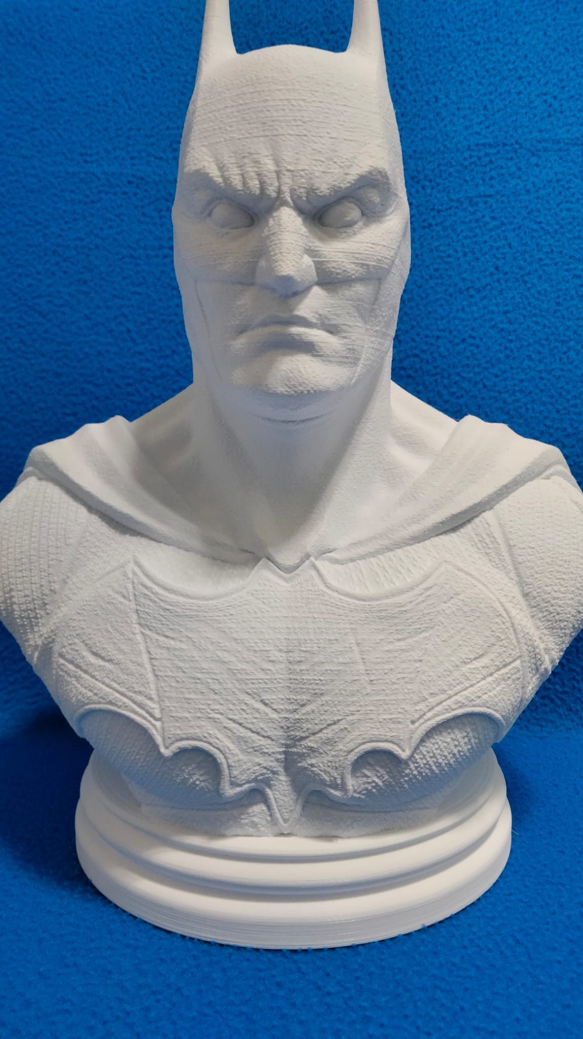 Busto batman hiperrealista pintado o sin pintar