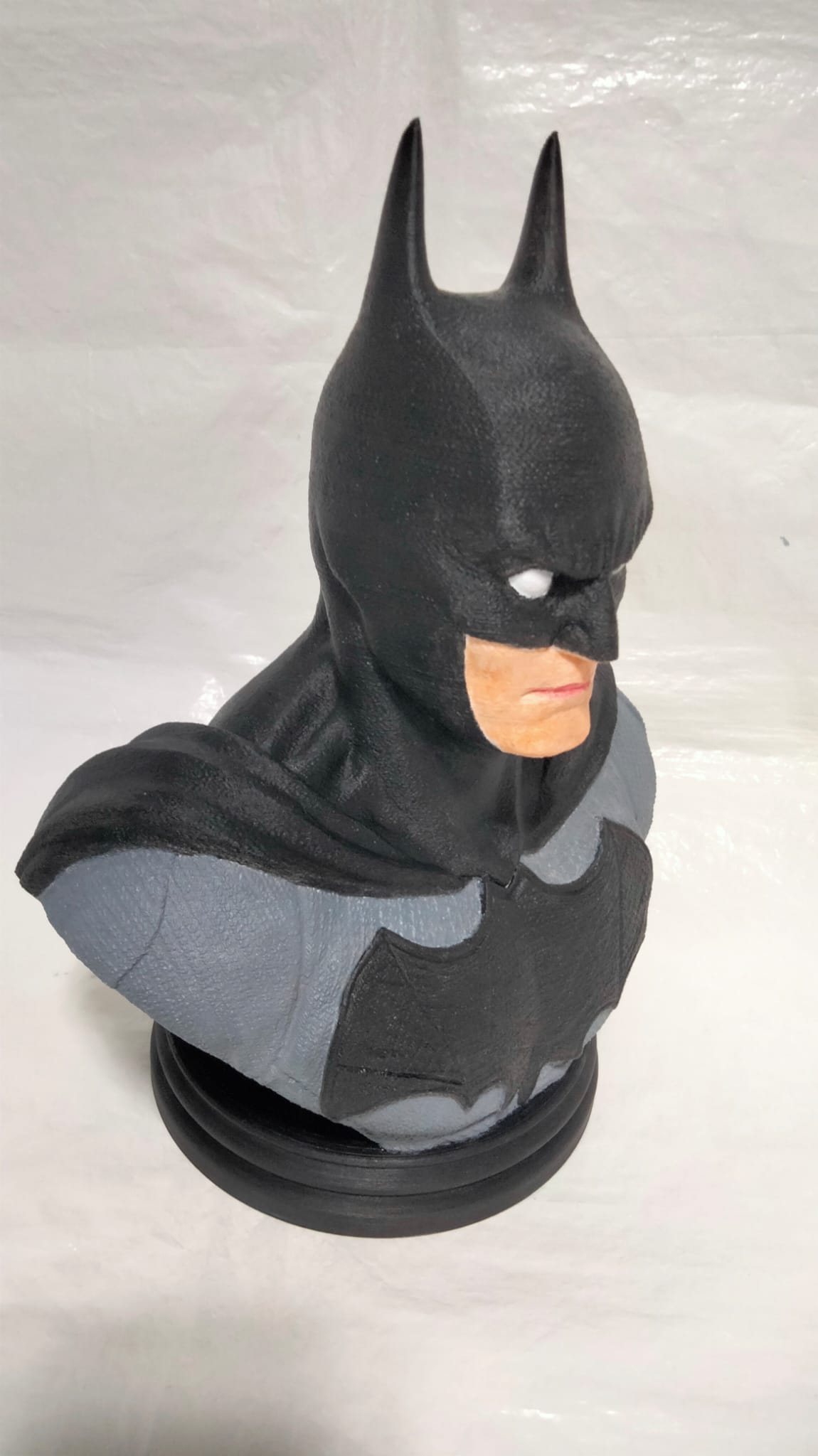 Busto batman hiperrealista pintado o sin pintar