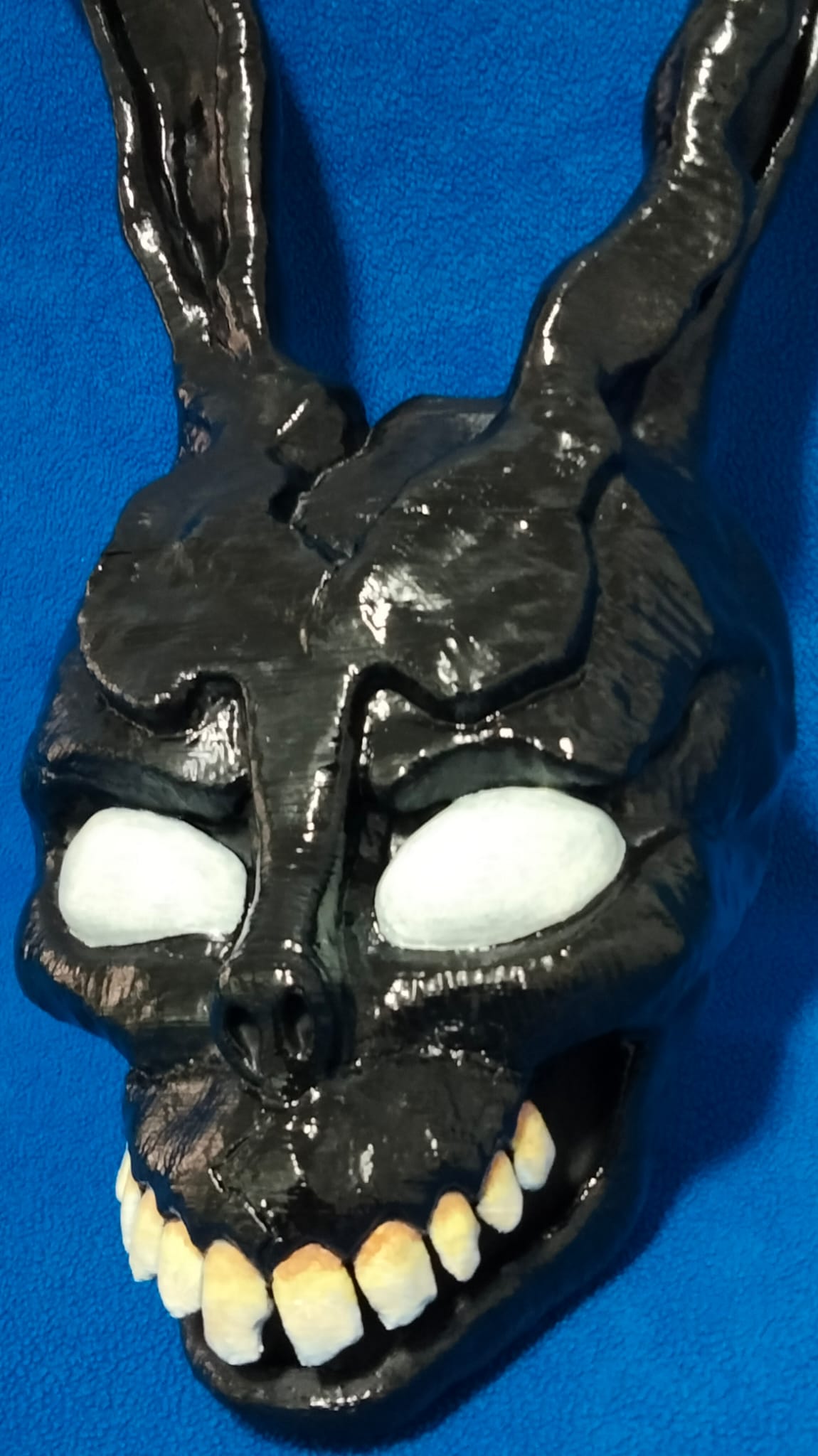Dark Bunny Donnie Darko Mascara 