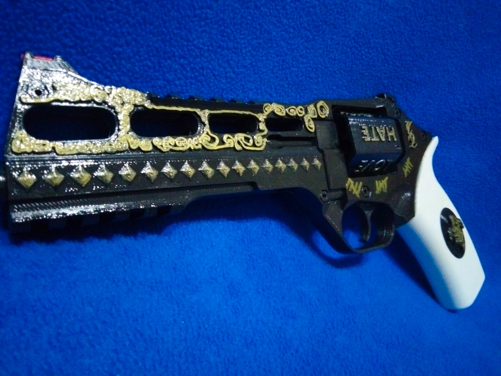 Harley Quinn Prop gun 