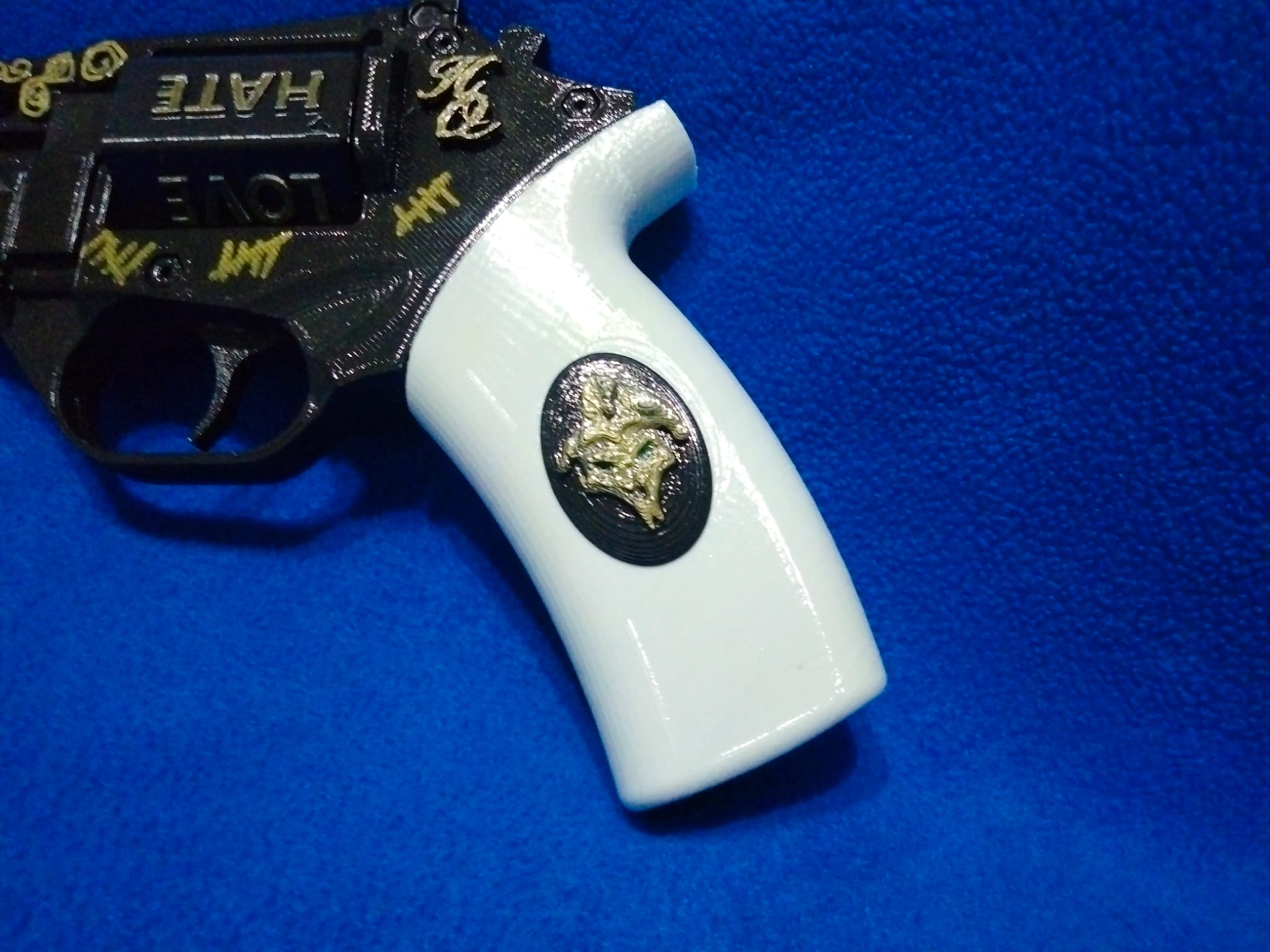 Harley Quinn Prop gun 