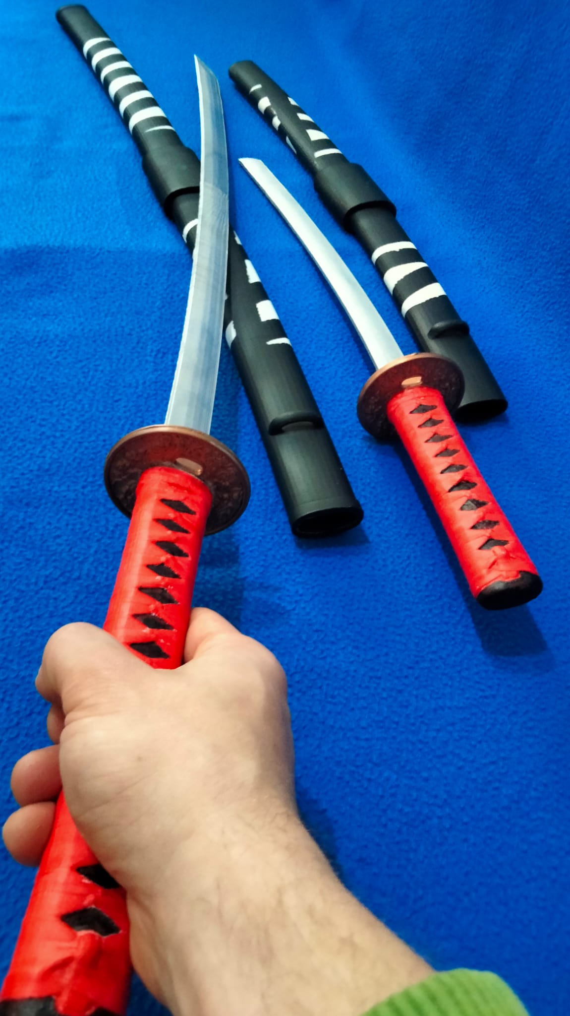 Katanas replicas exposición decoración