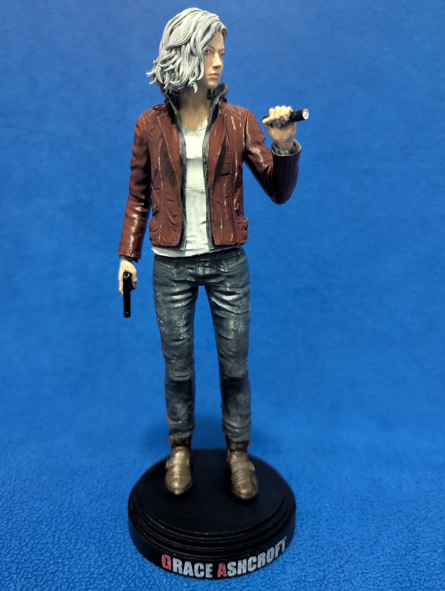 Figura grace ashcroft RE9 requiem