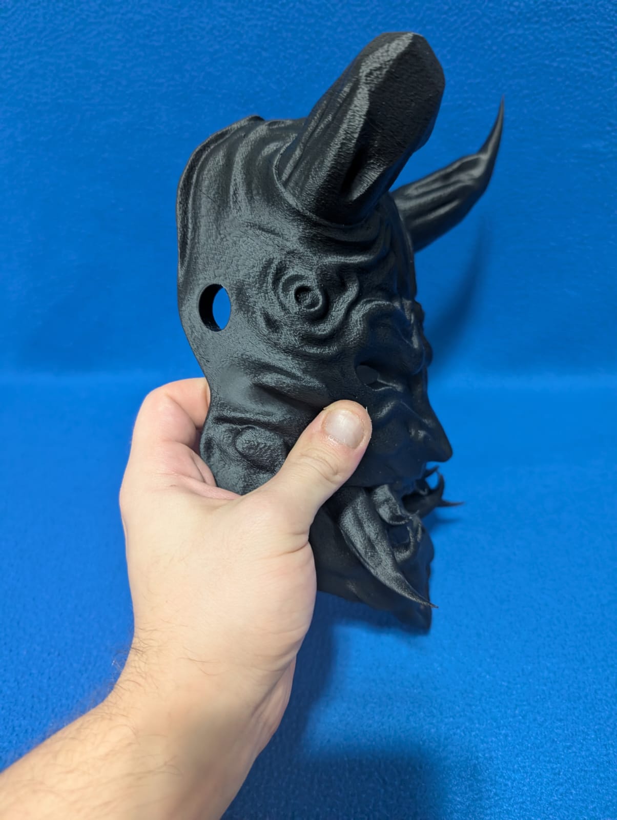 mascara oni dead by dylight