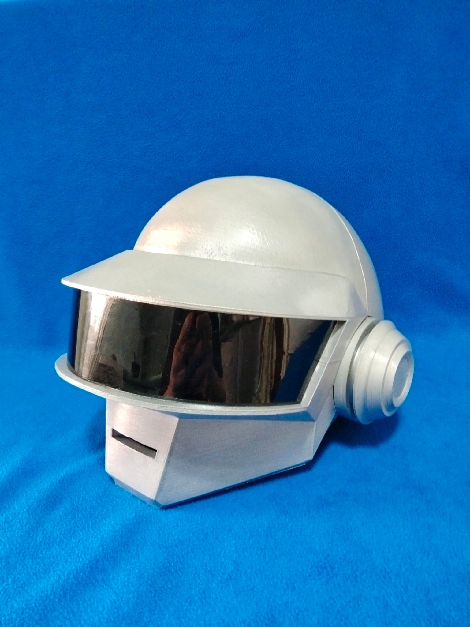 casco daft punk