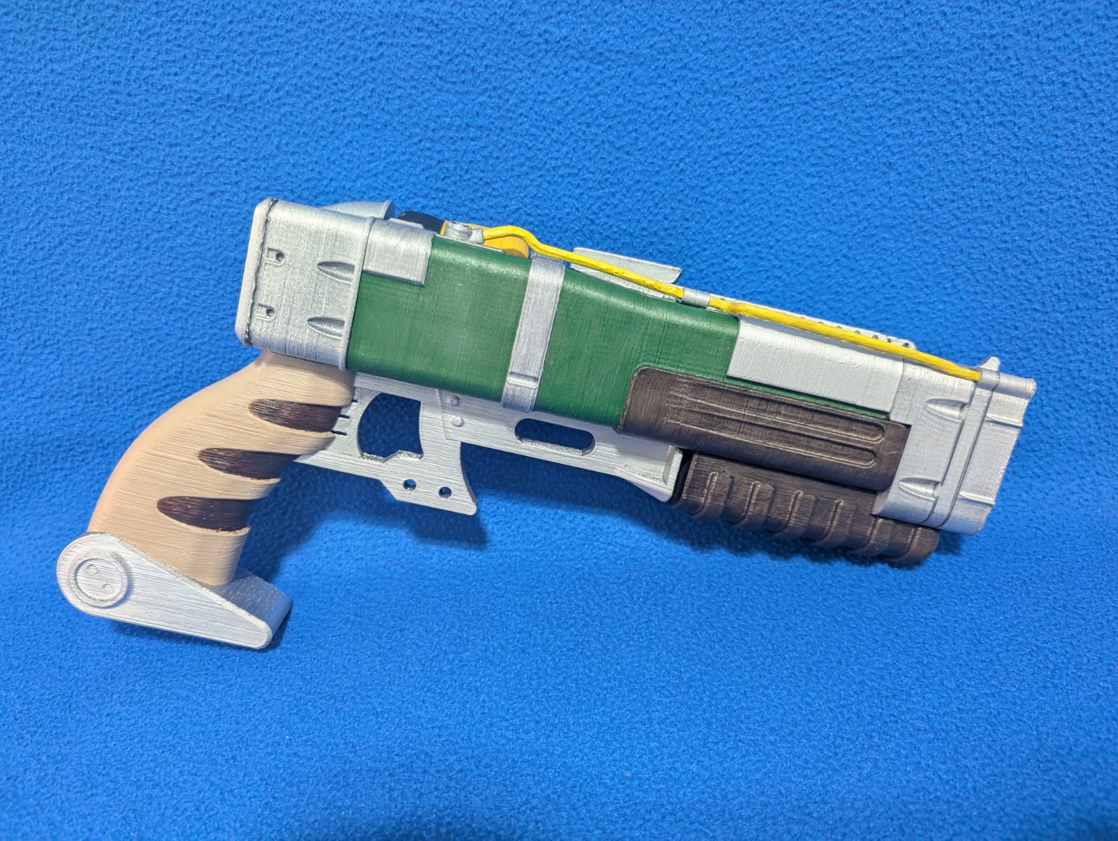 pistola replica fallout