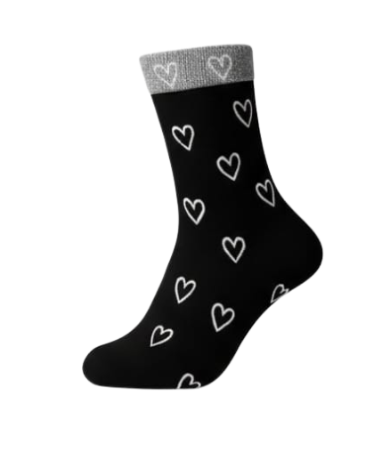 Meia preta com corações