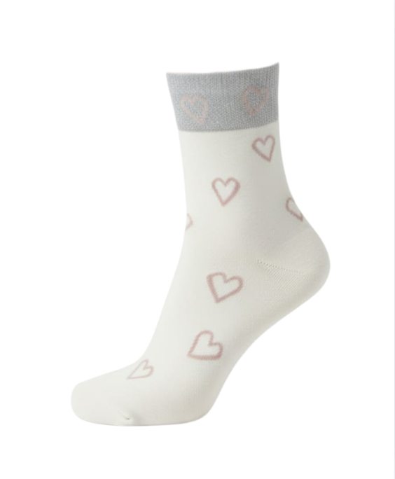 Meia branca com corações