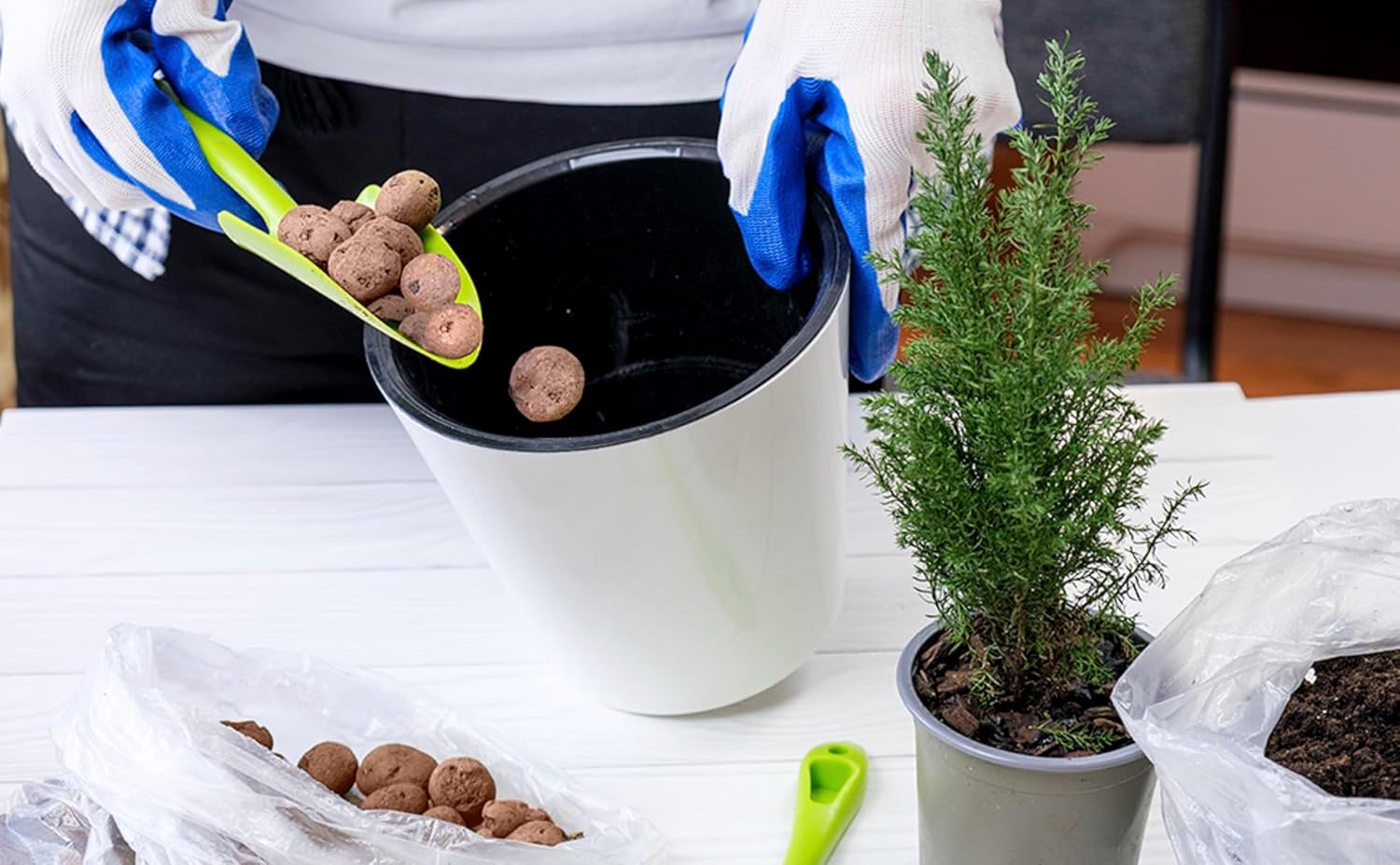 Flonatur, Arlita Saco para Drenaje de Macetas y Jardines, Arcilla Expandida para Plantas en Forma de Bolas, Mantiene la Tierra Húmeda, Ideal para el Drenaje de Suelo