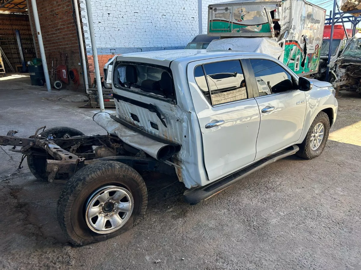 Sucata Hilux 2.8 2023 4x4 Automatica