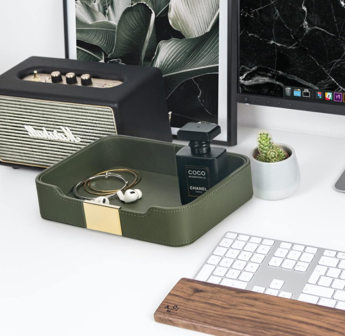 Luxury Leather Tray Desktop Storage Catchall Organizer Decorative Tray for Entryway Table to Hold Jewelry Watch Keys Phone Wallet (Metal Glided, Green)