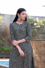 Elegant Green Floral Maxi Dress