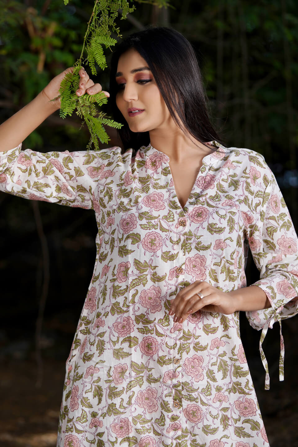 Cream A-Line Pure Cotton Women’s Flower Printed Kurti