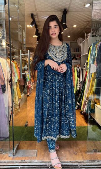 Elegant Traditional Dress