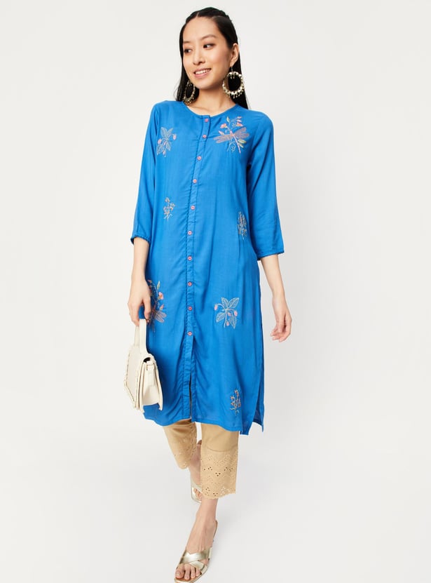 Women Embroidered Straight Kurta