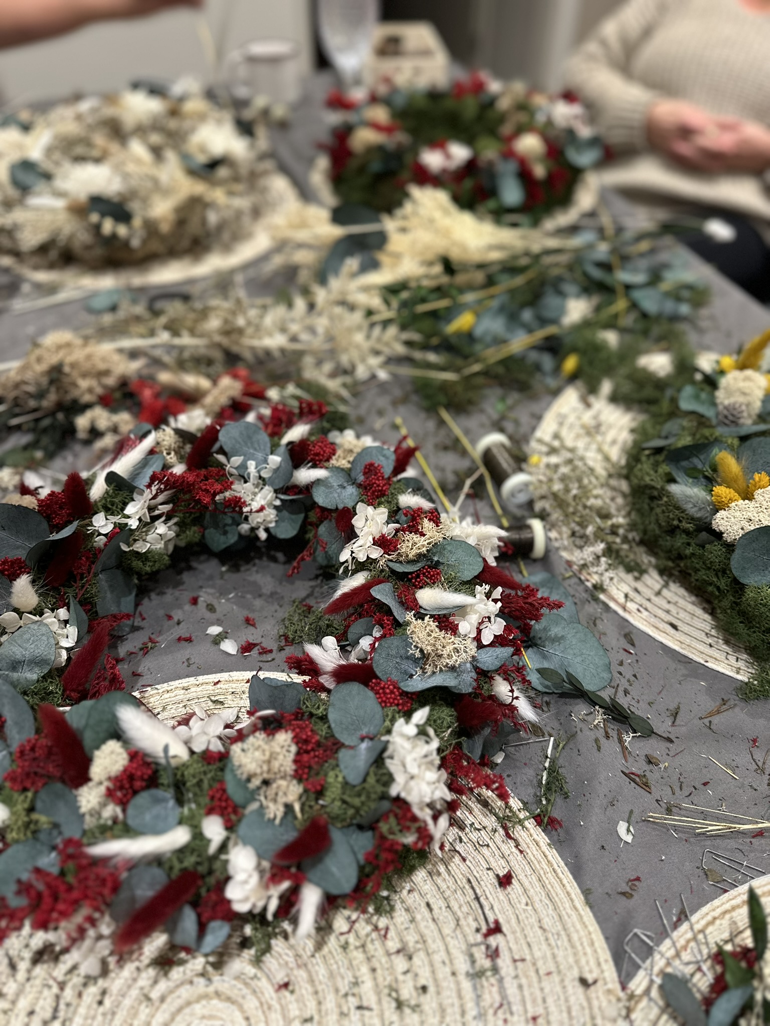 Adventskranz mit Trockenblumen
