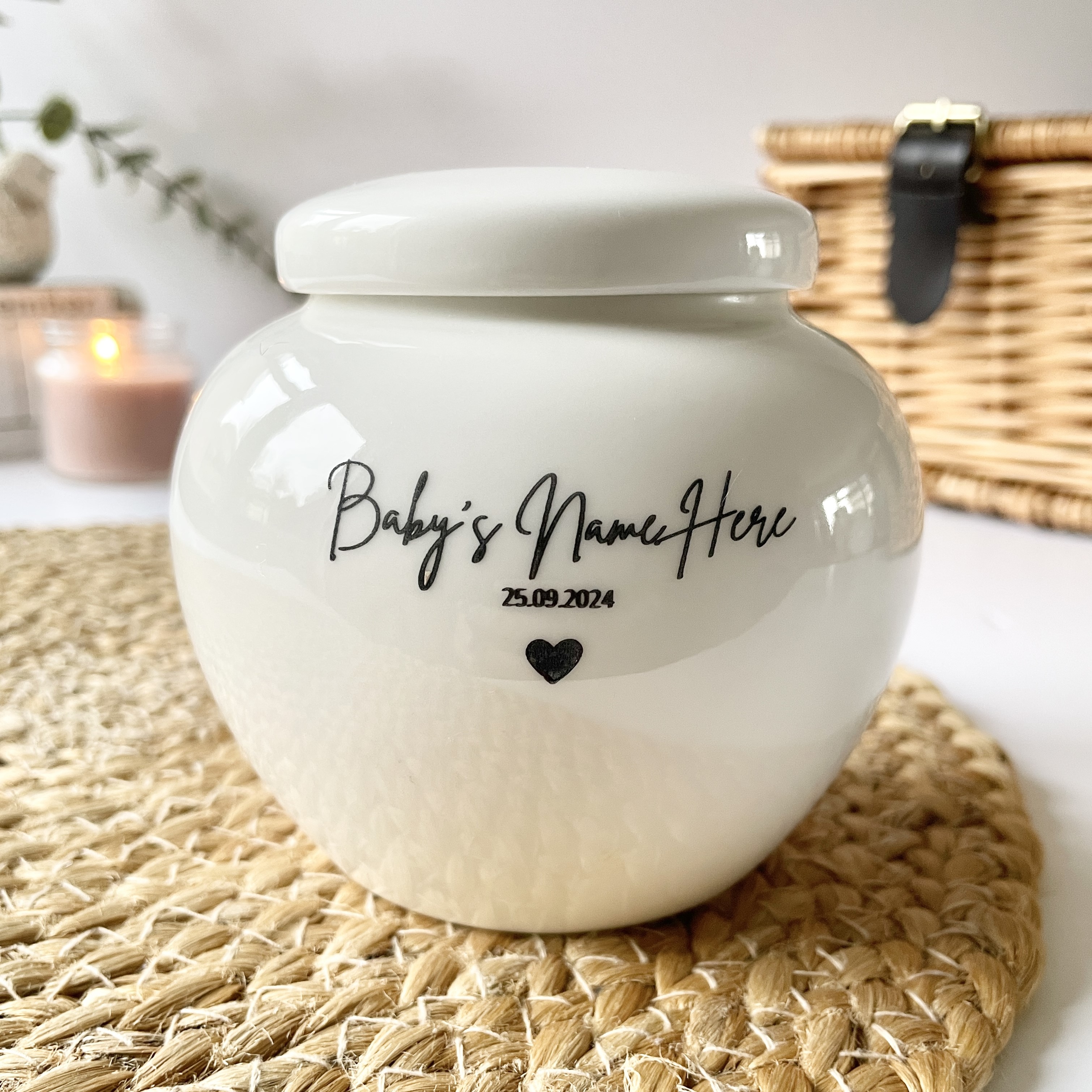 Small Bloom Urn - Personalised Ceramic Keepsake for Infant Ashes 