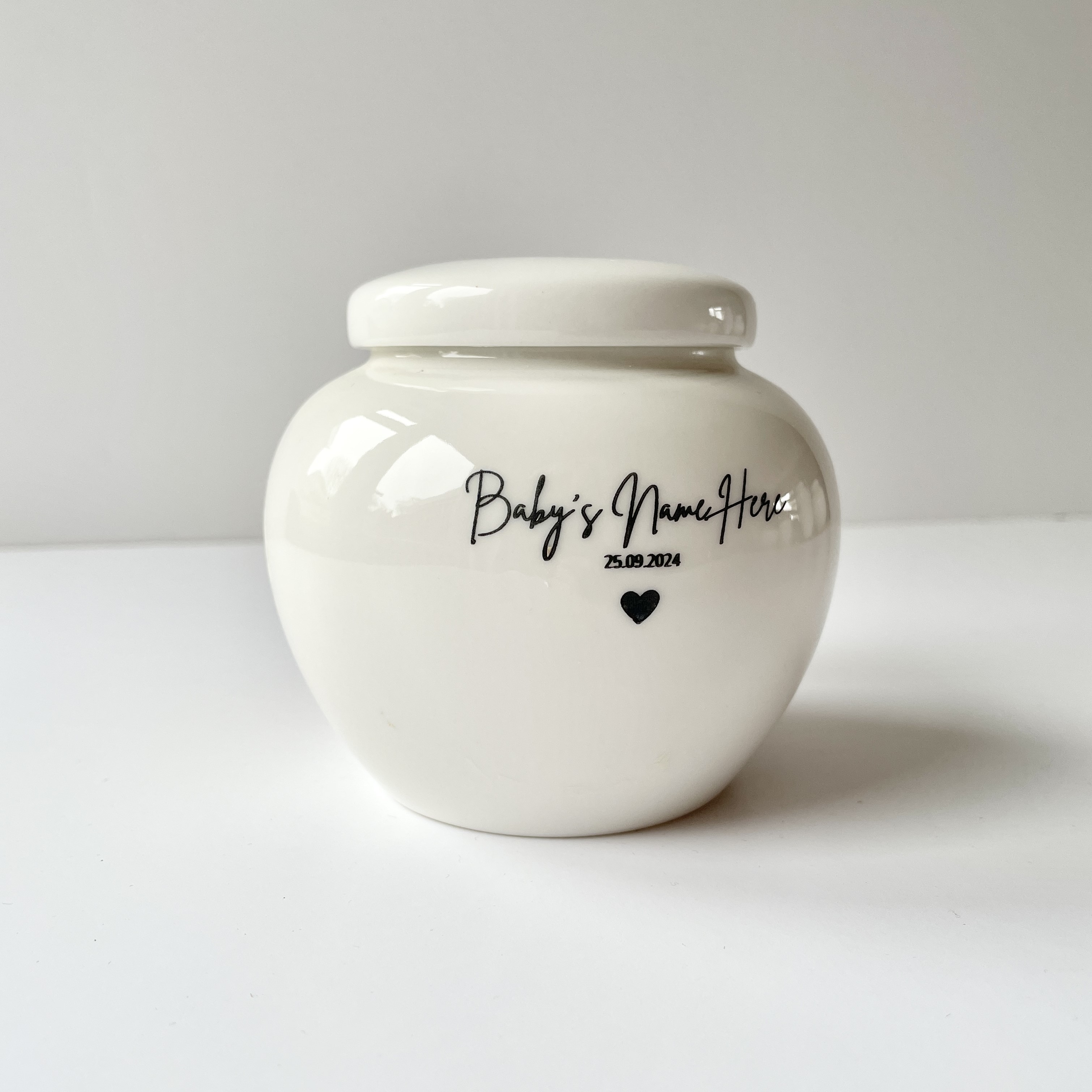 Small Bloom Urn - Personalised Ceramic Keepsake for Infant Ashes 